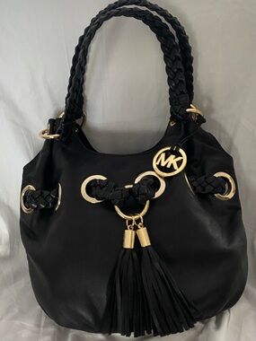 MICHAEL KORS BLACK BRAIDED TASSEL SHOULDER HANDBAG WITH GOLD HARDWARE